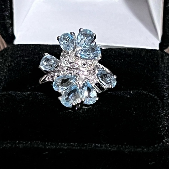 3.92CT Pear Cut Topaz And 0.28CT Round Cut White Topaz 925 Sterling Silver Ring - Picture 5 of 9